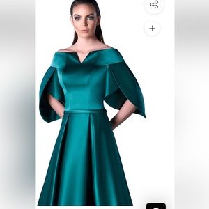 BNWT Edward Arsouni dress gown green teal size 40